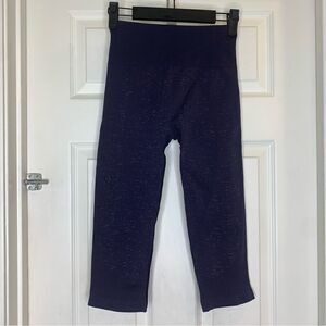 Lululemon free to be seamless crop leggings Size 4